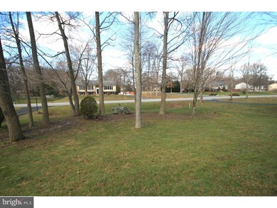 614 Clifton Dr, Bear, DE 19701 - photo 2