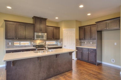 914 Boatman Ave NW unit 5, Orting, WA 98360 - photo 6