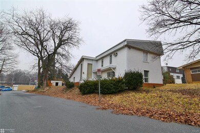 200 Delaware Ln, Whitehall, PA 18052 - photo 3