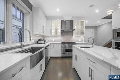 1234 River Rd, Edgewater, NJ 07020 - photo 7