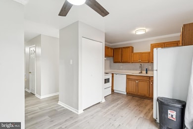 4647 6th St SE, Washington, DC 20032 - photo 6