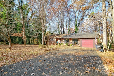 1405 Forest Park Dr unit 1, Statesville, NC 28677 - photo 2