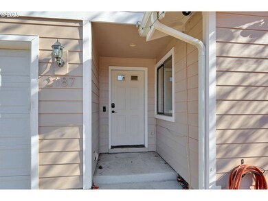 2187 Cosmoledo St, Eugene, OR 97402 - photo 2