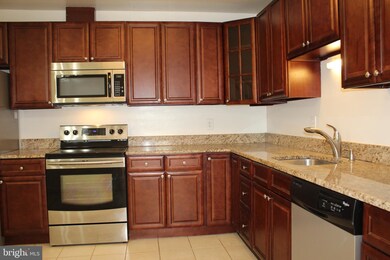 1143 Randolph Rd, McLean, VA 22101 - photo 5