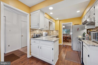 921 Putnam Blvd unit 113, Wallingford, PA 19086 - photo 6