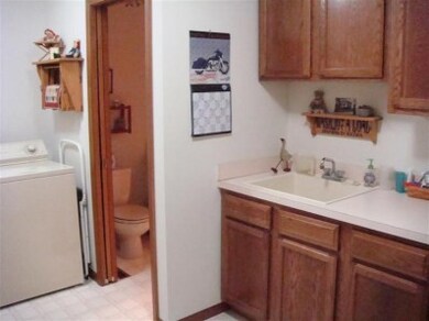 5165 W Concord Dr, La Porte, IN 46350 - photo 4