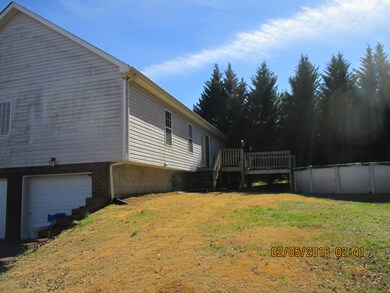 5211 Long Hollow Rd, Rock Spring, GA 30739 - photo 4