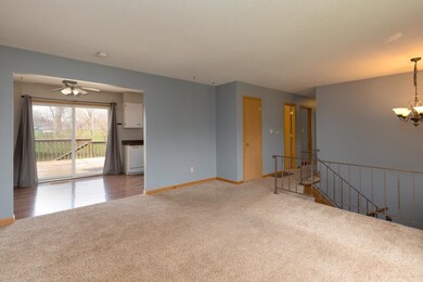 3912 Onawa Dr, Waterloo, IA 50701 - photo 6