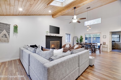 8499 Bumble Bee Way, Tobyhanna, PA 18466 - photo 2