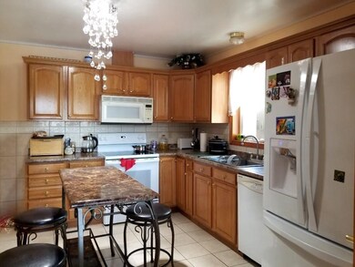 68 Worthen St unit 2, West Springfield, MA 01089 - photo 3