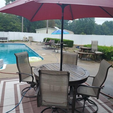 2044 E State Road 64, Princeton, IN 47670 - photo 6