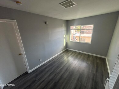 1832 E Harvard St unit C, Phoenix, AZ 85006 - photo 4