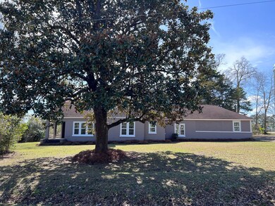 411 W Knox St, Uvalda, GA 30473 - photo 4