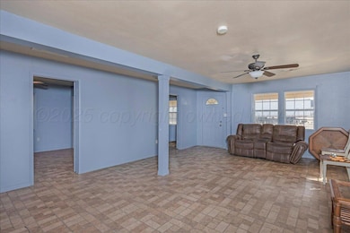 04-A-Living Room