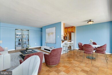 The Garfield unit 918, Washington, DC 20015 - photo 3