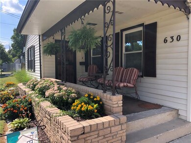 630 Tucker Ave, Plainfield, IN 46168 - photo 2