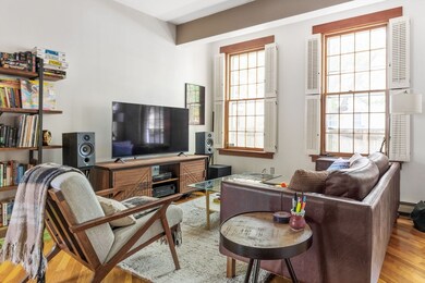 87 Bristol St unit 1A, Cambridge, MA 02139 - photo 2