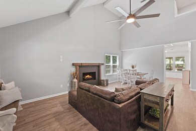 318 Ridgewood Dr, Magnolia, TX 77355 - photo 4