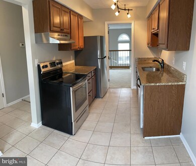 13946 Big Yankee Ln, Centreville, VA 20121 - photo 4