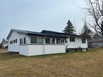 18 9th Ave NE, Deer River, MN 56636 - photo 2