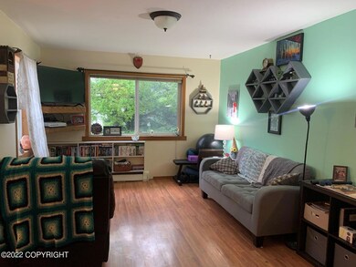 3487 Sean Cir - Living room