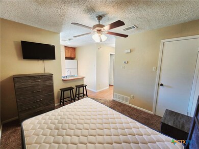 1619 H N Main St unit 1619 H, Copperas Cove, TX 76522 - photo 3