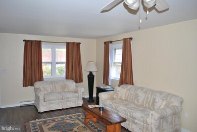 351 Calvert St, Chestertown, MD 21620 - photo 3