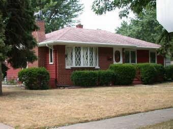 3348 Franklin St, Highland, IN 46322 - photo 2