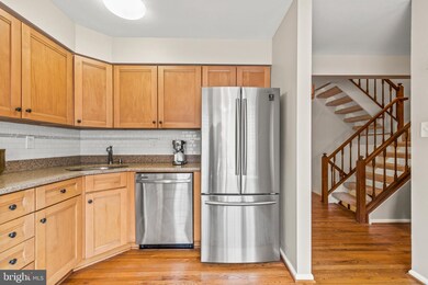 10308 Pond Spice Terrace, Burke, VA 22015 - photo 7