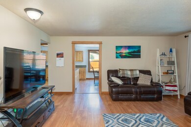 20368 Rae Rd, Bend, OR 97702 - photo 6