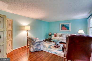 1395 Concord Point Ln, Reston, VA 20194 - photo 6