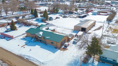 Large home and lot in Enterprise