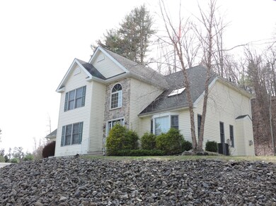 106 Osprey Ct, East Stroudsburg, PA 18301 - photo 4