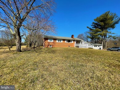 12930 Oxon Rd, Herndon, VA 20171 - photo 2