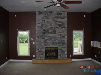 4000 Windsor Ct, Genoa, OH 43430 - photo 3