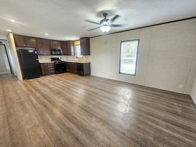 46000 Geddes Rd unit 255, Canton, MI 48188 - photo 2