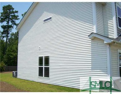 Exterior Front. left side