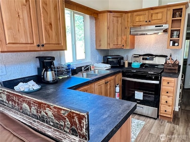 Nice functional kitchen