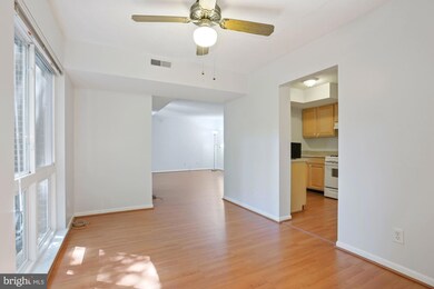 11802 Breton Ct unit 21B, Reston, VA 20191 - photo 6