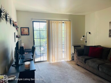 120 Devon Loop unit 8, Staten Island, NY 10314 - photo 7