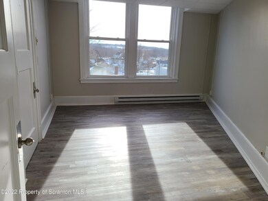 102 Delaware 3-D Ave, Olyphant, PA 18447 - photo 5