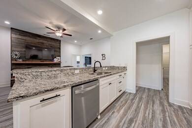 2006 Clay St, Mabank, TX 75147 - photo 5