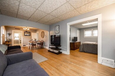 1126 E Ave NW, Cedar Rapids, IA 52405 - photo 2