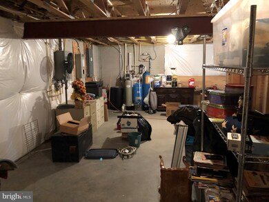 338 Toms Ln, Greencastle, PA 17225 - photo 2