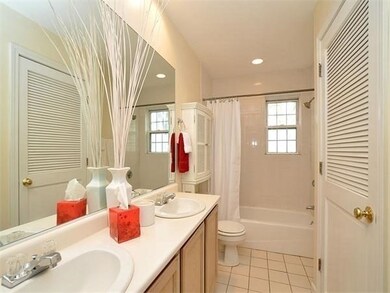 39R Middle St unit 1, Boston, MA 02127 - photo 5