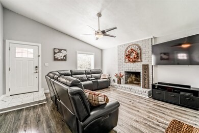 4322 Peridot Ln, Friendswood, TX 77546 - photo 5