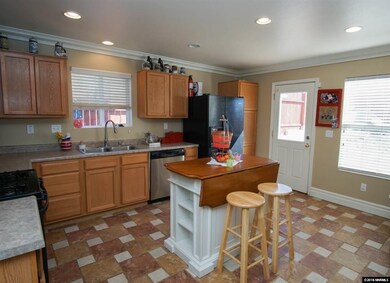 7312 Silver Dawn Dr, Reno, NV 89506 - photo 4
