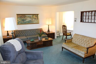 902 Mearns Rd, Warminster, PA 18974 - photo 3