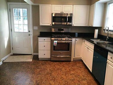 Kitchen. Updated Kitchen with Vinyl Flooring, Gran