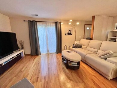 156 Quincy Shore Dr unit 61, Quincy, MA 02171 - photo 3